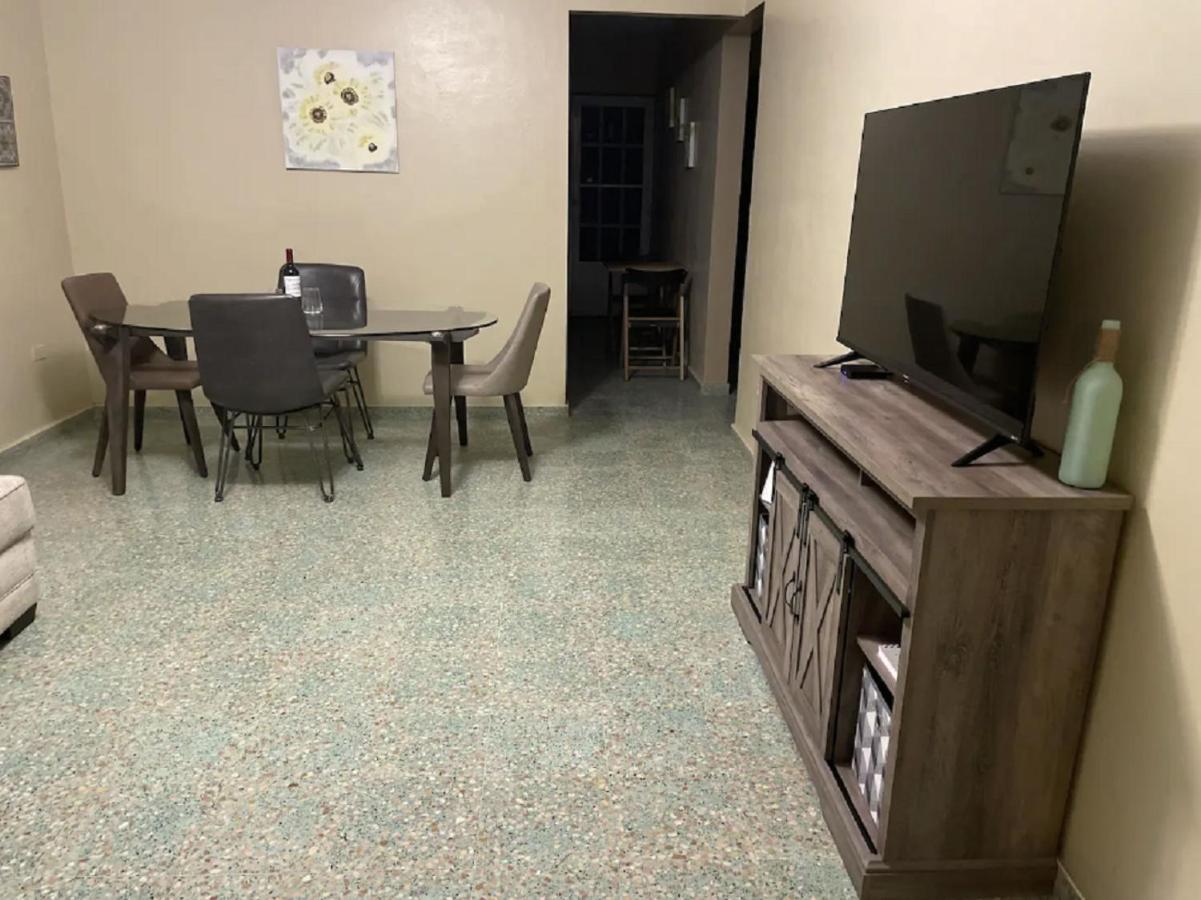 Bright 2Br In Aguadilla 7 Mins To Beaches 2Nd Floor Retreat Camaceyes Exteriér fotografie